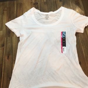 Plain white Te shirt